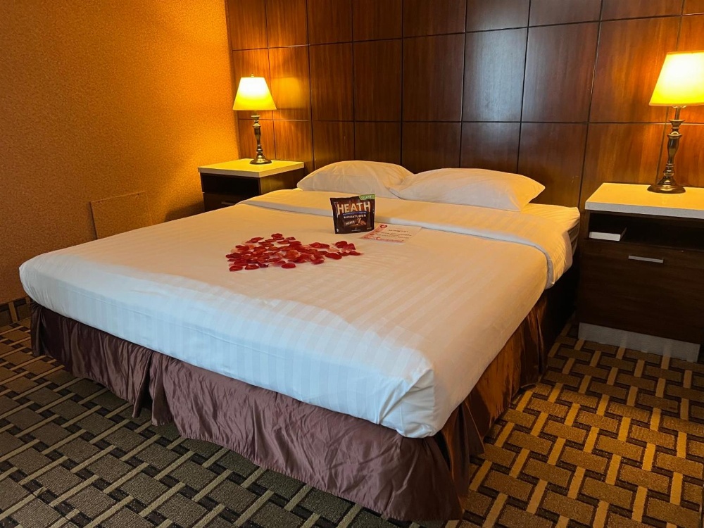 LA Crystal Hotel -Los Angeles-Long Beach Area